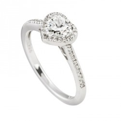 Anillo de compromiso plata forma de corazon