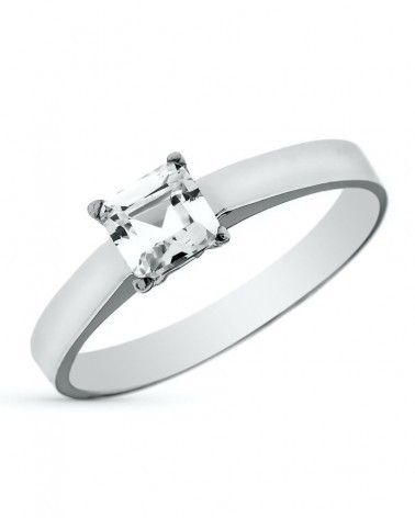 Solitario oro 18k blanco piedra cuadrada 5x5mm