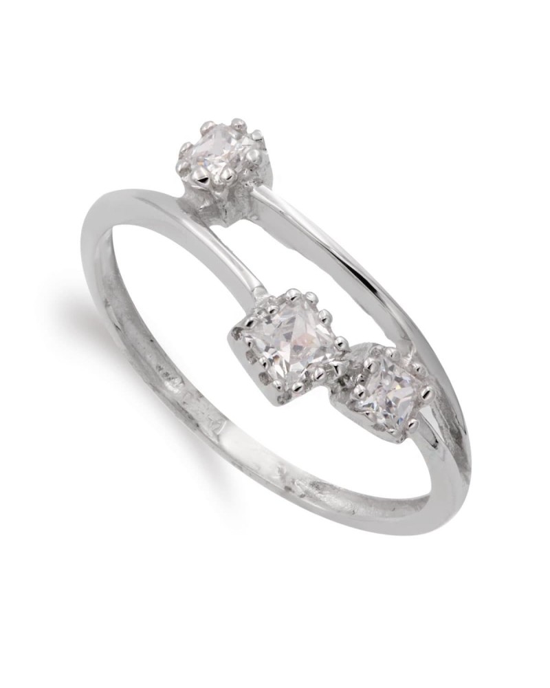 Sortija oro blanco 18k tres circonitas cuadradas 7,5mm