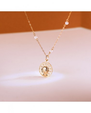 Medalla oro 18k Virgen Niña calada 16mm