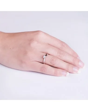 Solitario oro blanco 18k diamante natural 0,150 quilates