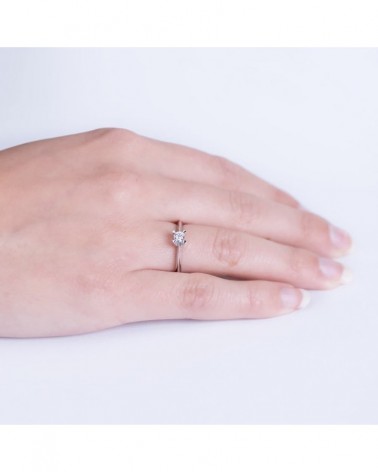 Solitario oro blanco 18k diamante 0,20 quilates