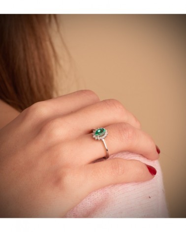 Sortija oro blanco 18k esmeralda recristalizada diamantes