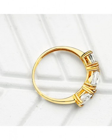 Anillo oro 18k tres circonitas ovales
