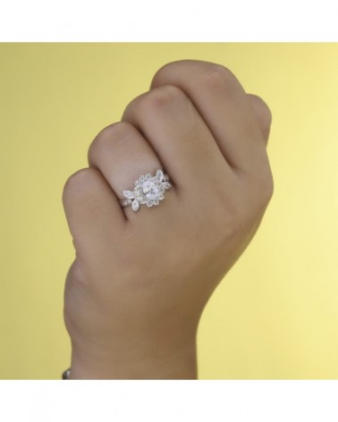 Sortija oro blanco 18k flor circonitas 11mm