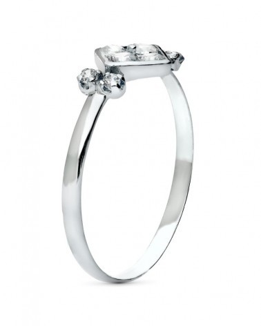 Sortija oro blanco 18k rombo circonitas 7mm
