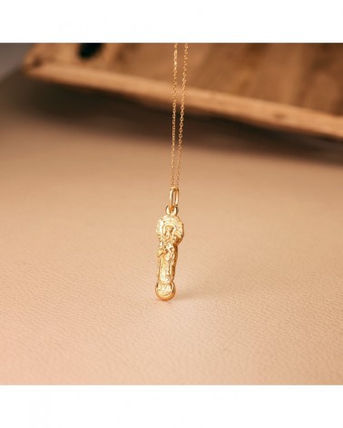 Medalla oro 18k Virgen de la Almudena silueta 28x9mm