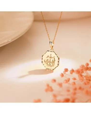 Medalla oro 18k Alá octogonal tallada 15mm