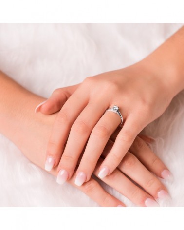 Solitario oro 18k blanco diamante 0.30 quilates