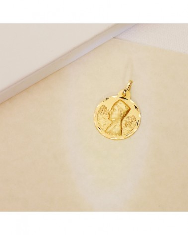 Medalla oro 18k Virgen de Montserrat tallada 20mm