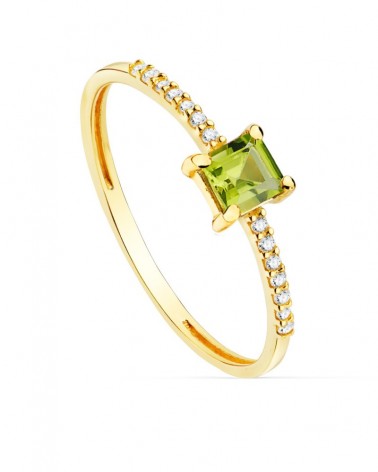 Sortija oro 18k olivina cuadrada y diamantes laboratorio