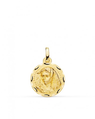 Medalla Virgen Macarena oro 18k tallada 16mm