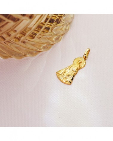 Medalla Virgen Desamparados oro 18k silueta 23x13 mm