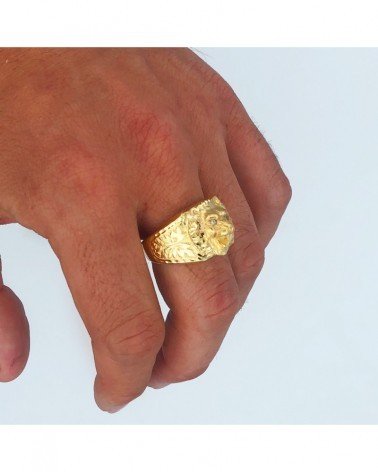 Sello oro 18k amarillo cabeza de león 15mm