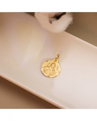 Medalla Virgen del Carmen oro 18k tallada 20mm