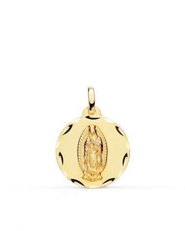 Medalla oro 18k Virgen de Guadalupe tallada 18mm