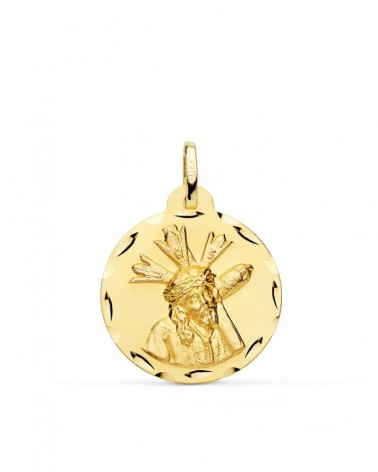 Medalla oro 18k Cristo del Gran Poder tallada 22 mm