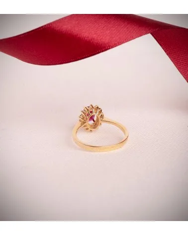 Sortija oro 18k amarillo rubí 7x5 mm