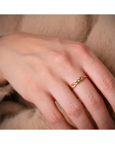 Sortija oro 18k bicolor con tres eslabones lisos y circonitas