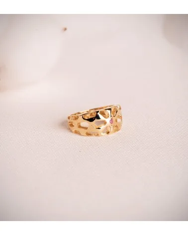 Sortija oro 18k amarillo filigrana calada y rubí natural