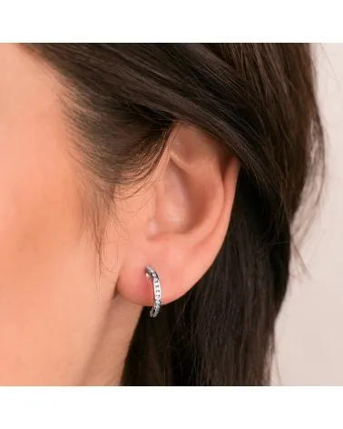 Aros oro 18k blanco abiertos con 28 diamantes de laboratorio