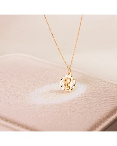 Medalla oro 18k amarillo angelito "yo te cuidare" tallada 14 mm