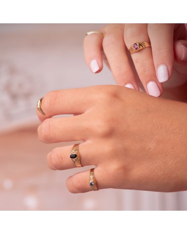 Solitario oro 18k amarillo pequeño bebé o meñique circonita negra 5x3 mm