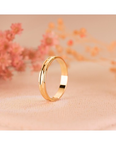 Alianza oro 18k amarillo tallada y bordes estriados ancho 3 mm