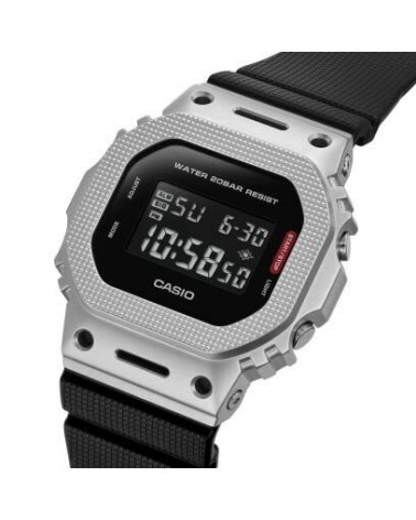 Reloj Casio G-Shock GM-5600M-1ER