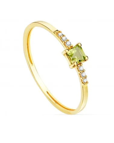 Sortija oro 18k amarillo diamantes y piedra color peridoto