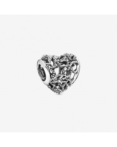 Charm Pandora corazón calado con estrellas 798462C00