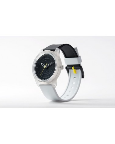 RELOJ SOLAR Q&Q BLANCO Y NEGRO RP00J005